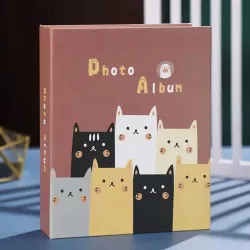 Kis méretű fotóalbum 100 fényképnek