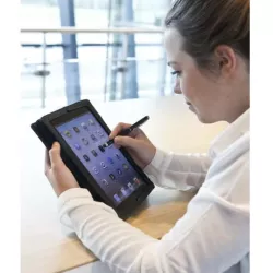 Tablet védő fekete bőr tok és állvány